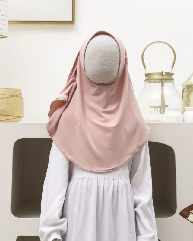 Zakia Hijab