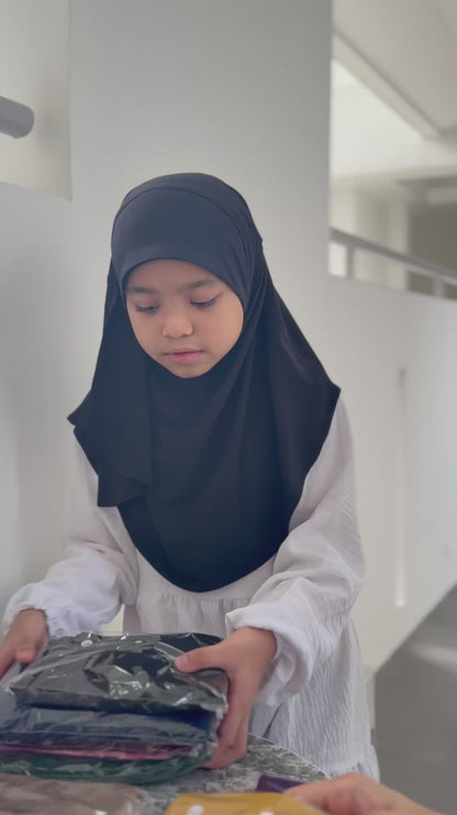 Zakia Hijab