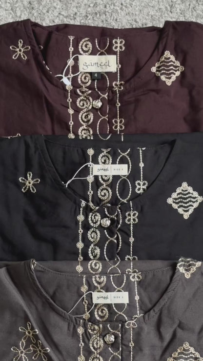 Adira Abaya